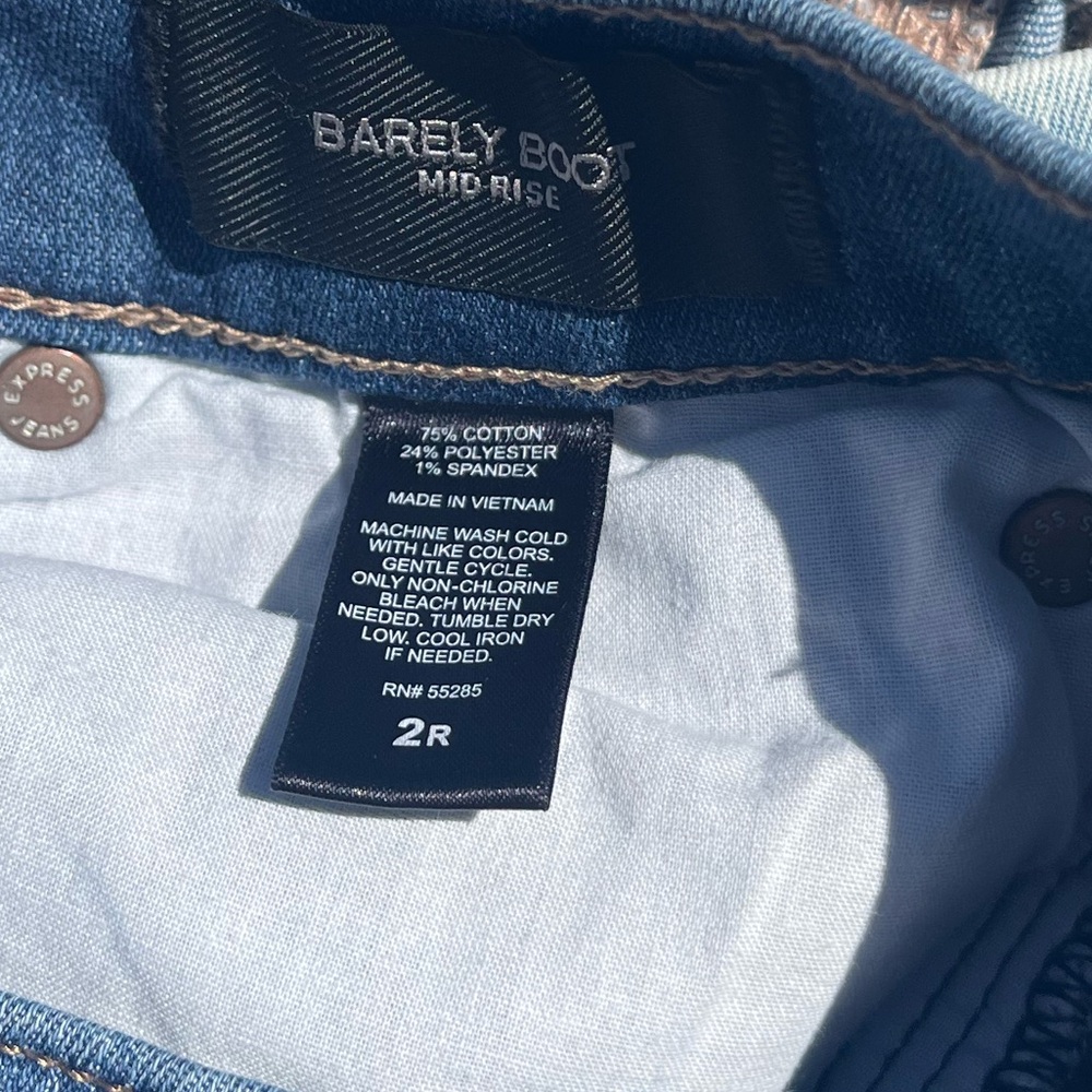 Express Barely Boot Mid Rise Jeans 2 regular - Picture 7 of 7